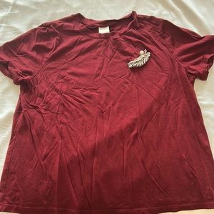 H&M short sleeves top with a beautiful maroon color